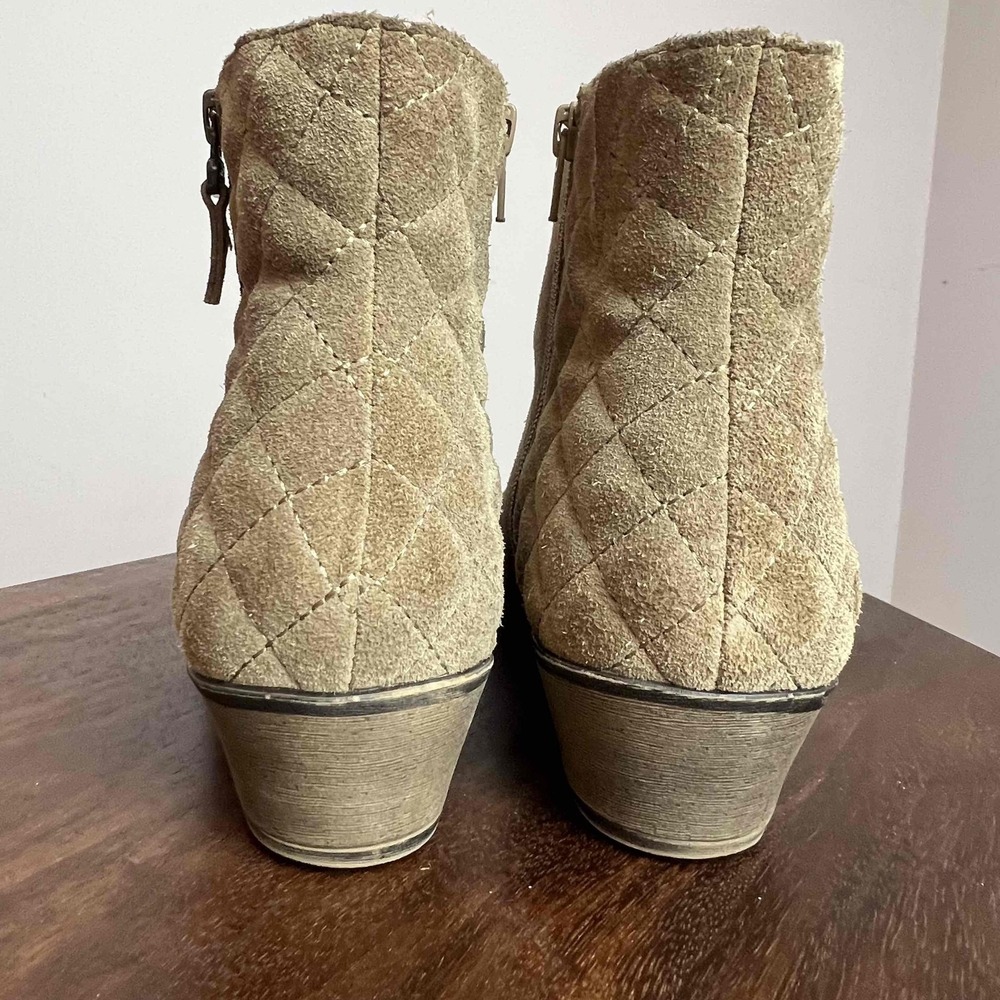 Tan Taupe Suede‎ Bootie Women's White Mountain Size 8.5 Jodi - Picture 4 of 10